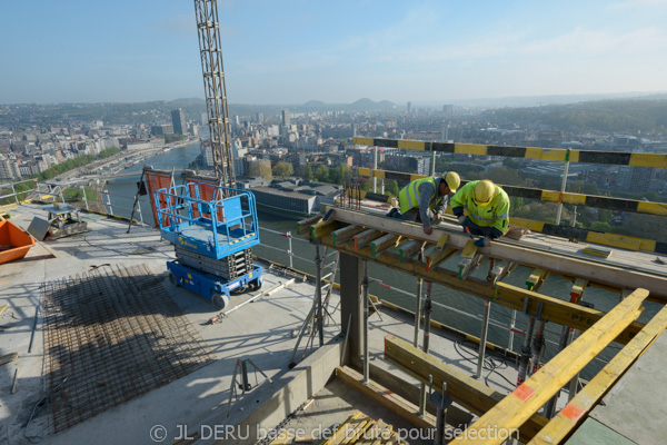 tour des finances à Liège